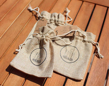 Load image into Gallery viewer, Hemp_Jewellery_Bracelets_Hanfschmuck_Armband_Bijoux_De_Chanvre_sac