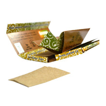Load image into Gallery viewer, greengo_the_ultimate_3_in_1_pack_papers_papes_filters_rolling_tray_unbleached_natural_green_filter_tips_smoking_cbd_cannabis_luxembourg_luxemburg_2