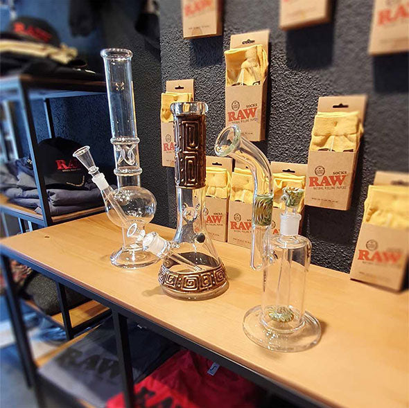 Headshop_mavelos_cbd-shop-luxembourg_supermarkt_supermarket_bong_pipe_lux_pfeife